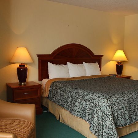 Shawano Four Seasons Resort エクステリア 写真