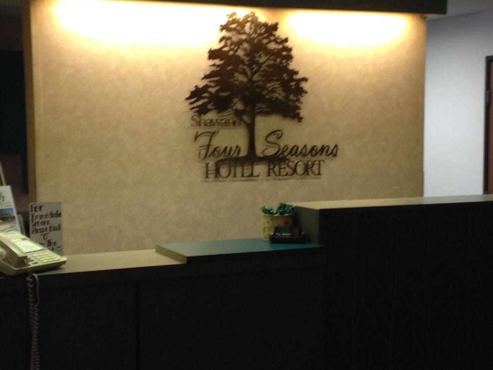 Shawano Four Seasons Resort エクステリア 写真
