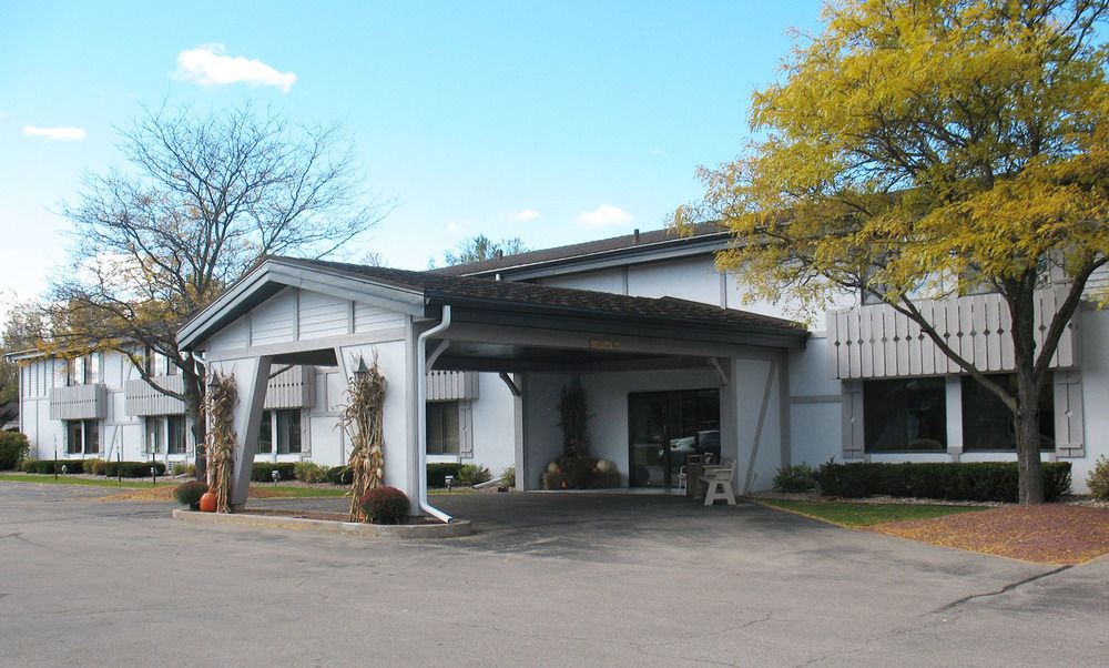Shawano Four Seasons Resort エクステリア 写真