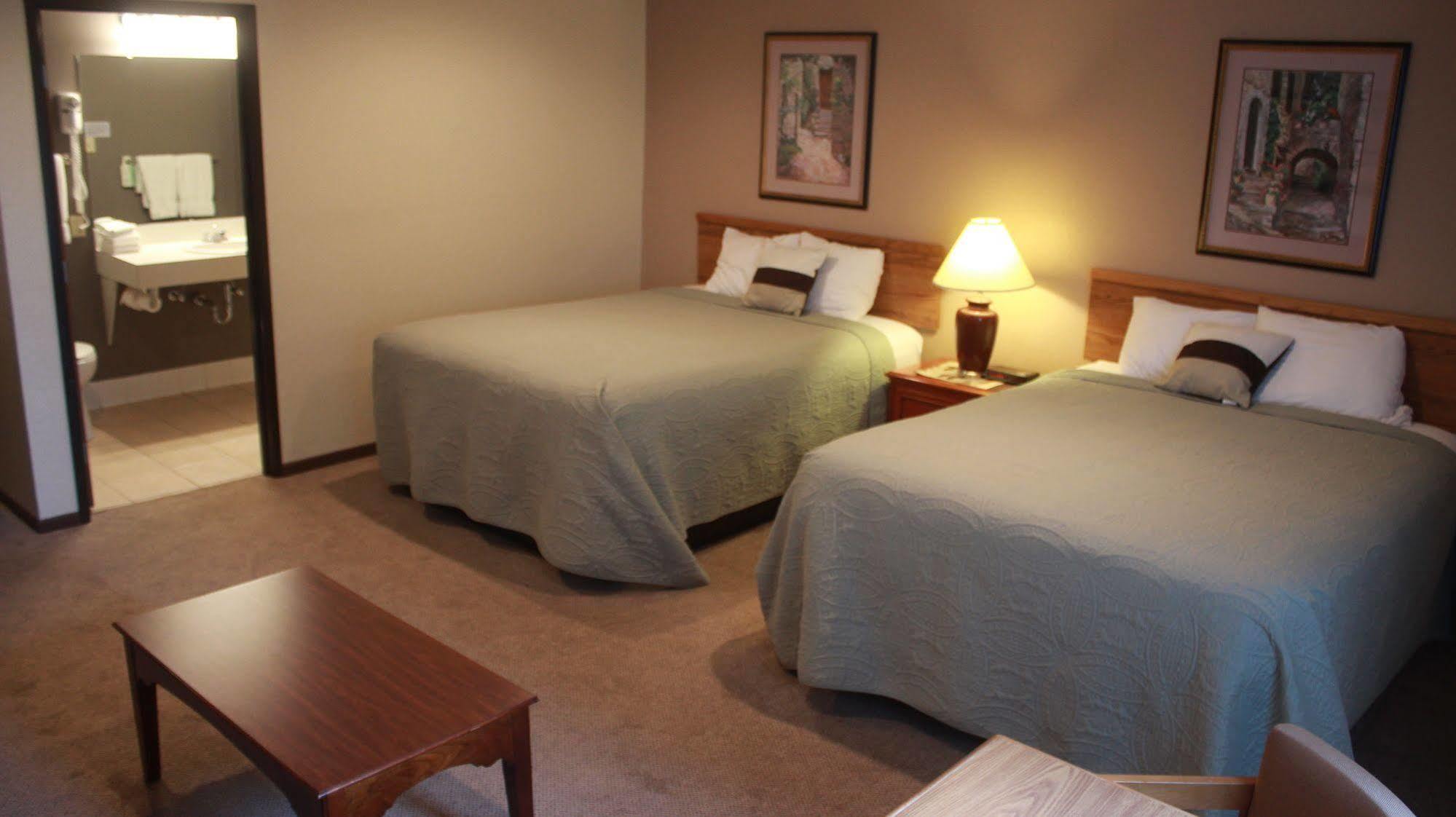 Shawano Four Seasons Resort エクステリア 写真