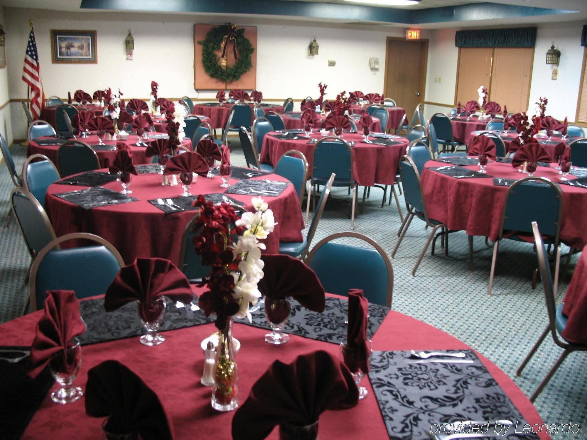 Shawano Four Seasons Resort レストラン 写真